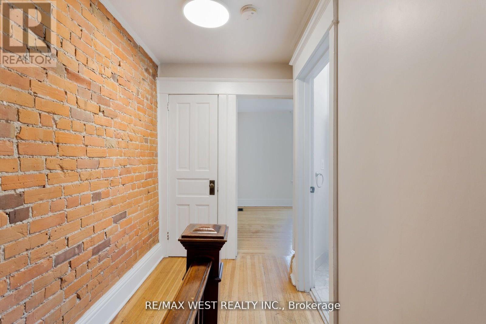 96 Roncesvalles Avenue Property Photo 24