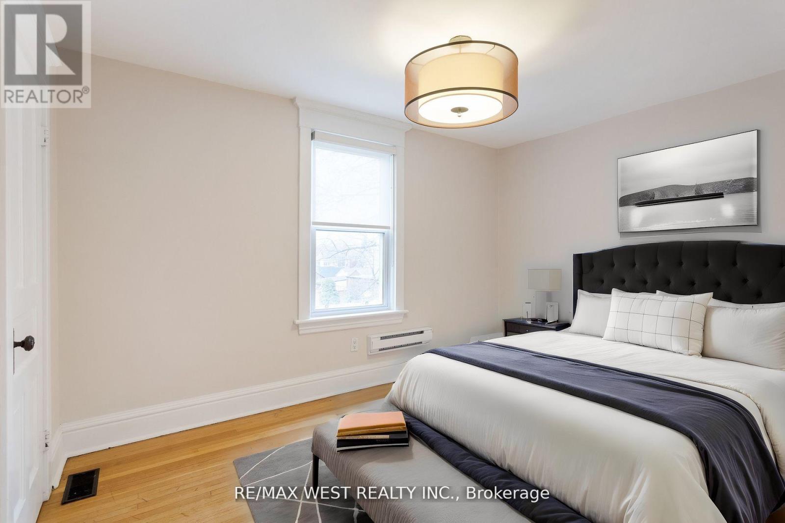 96 Roncesvalles Avenue Property Photo 25
