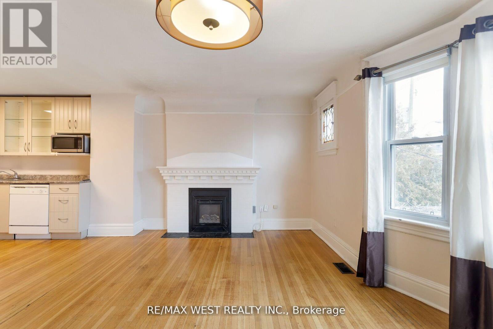 96 Roncesvalles Avenue Property Photo 30