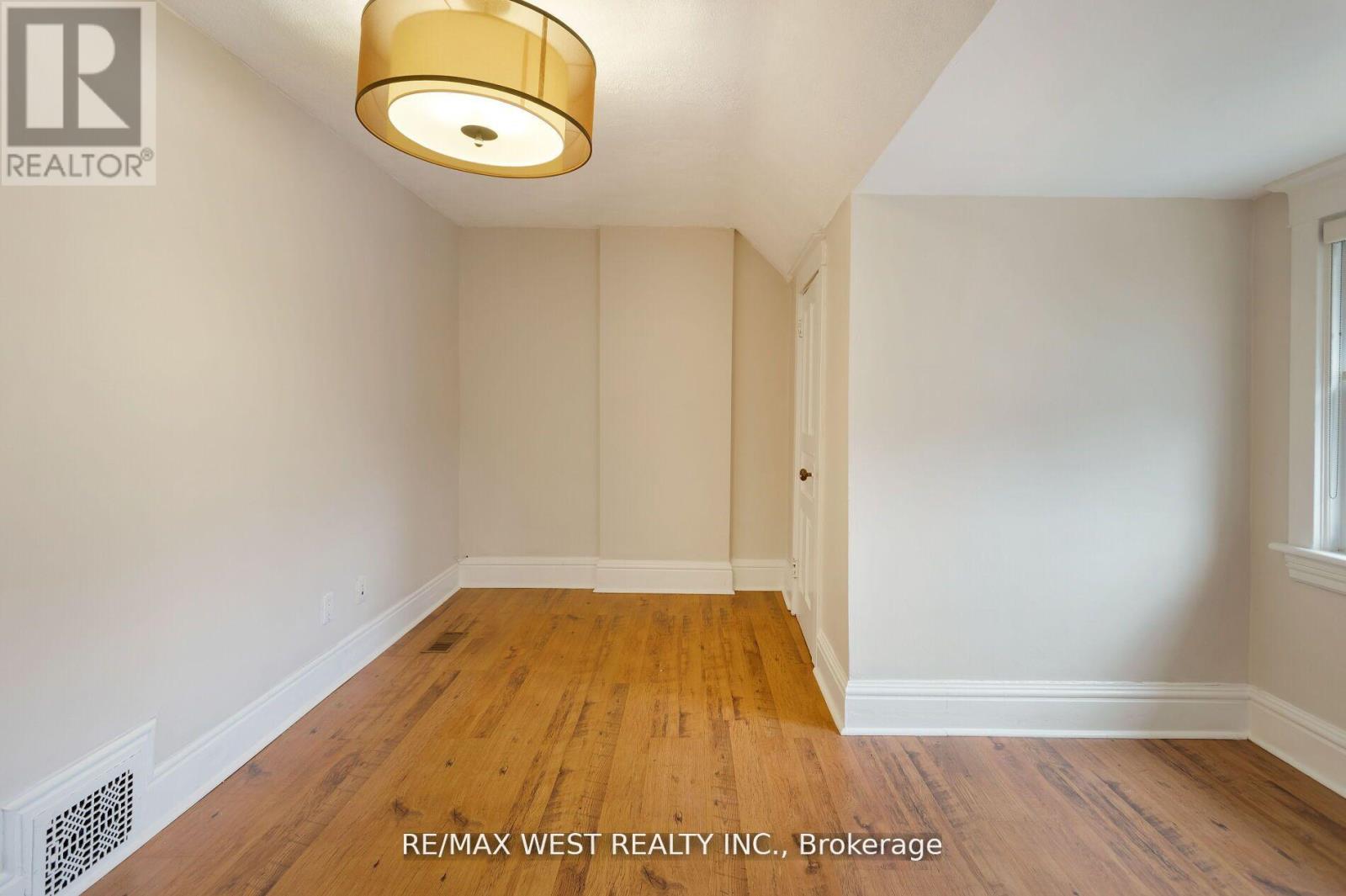 96 Roncesvalles Avenue Property Photo 38