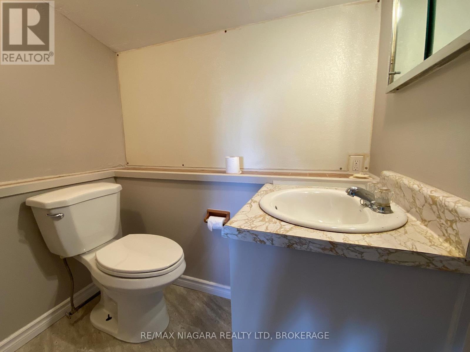 97 Queen Street Property Photo 8