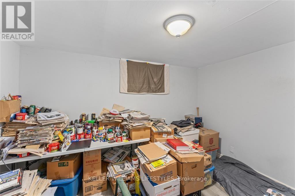 110/112 Euphemia Street N Property Photo 19
