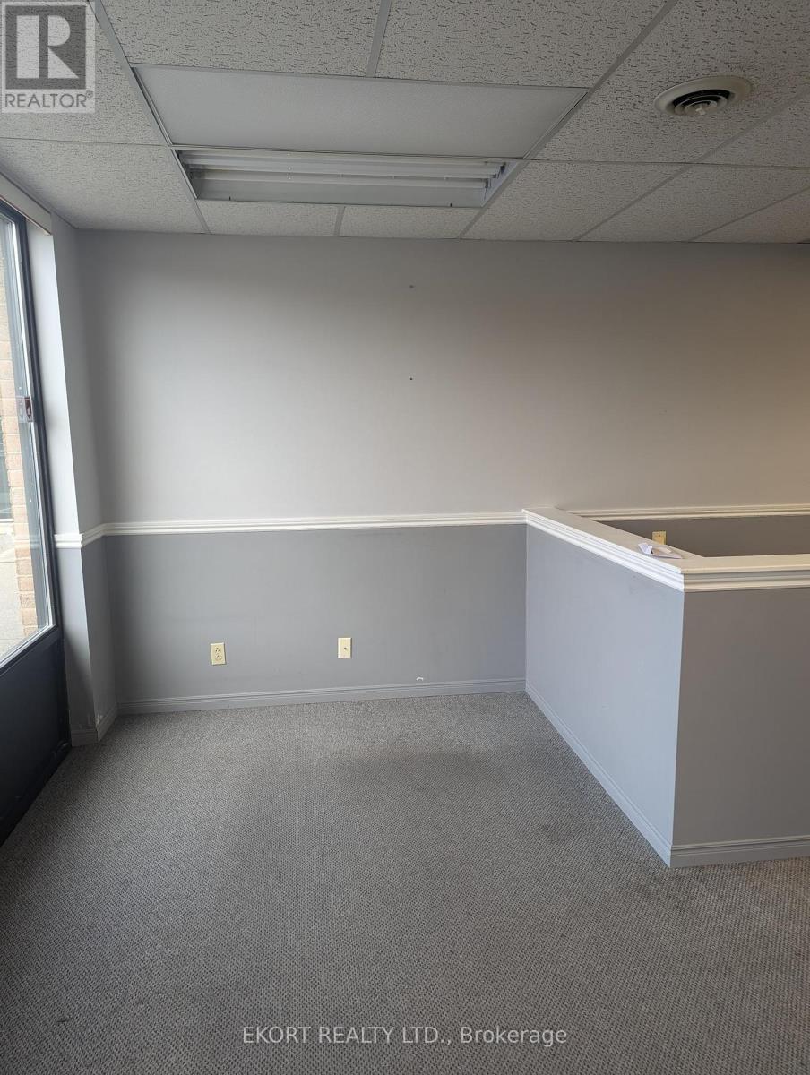 2 - 469 Dundas Street W Property Photo 4