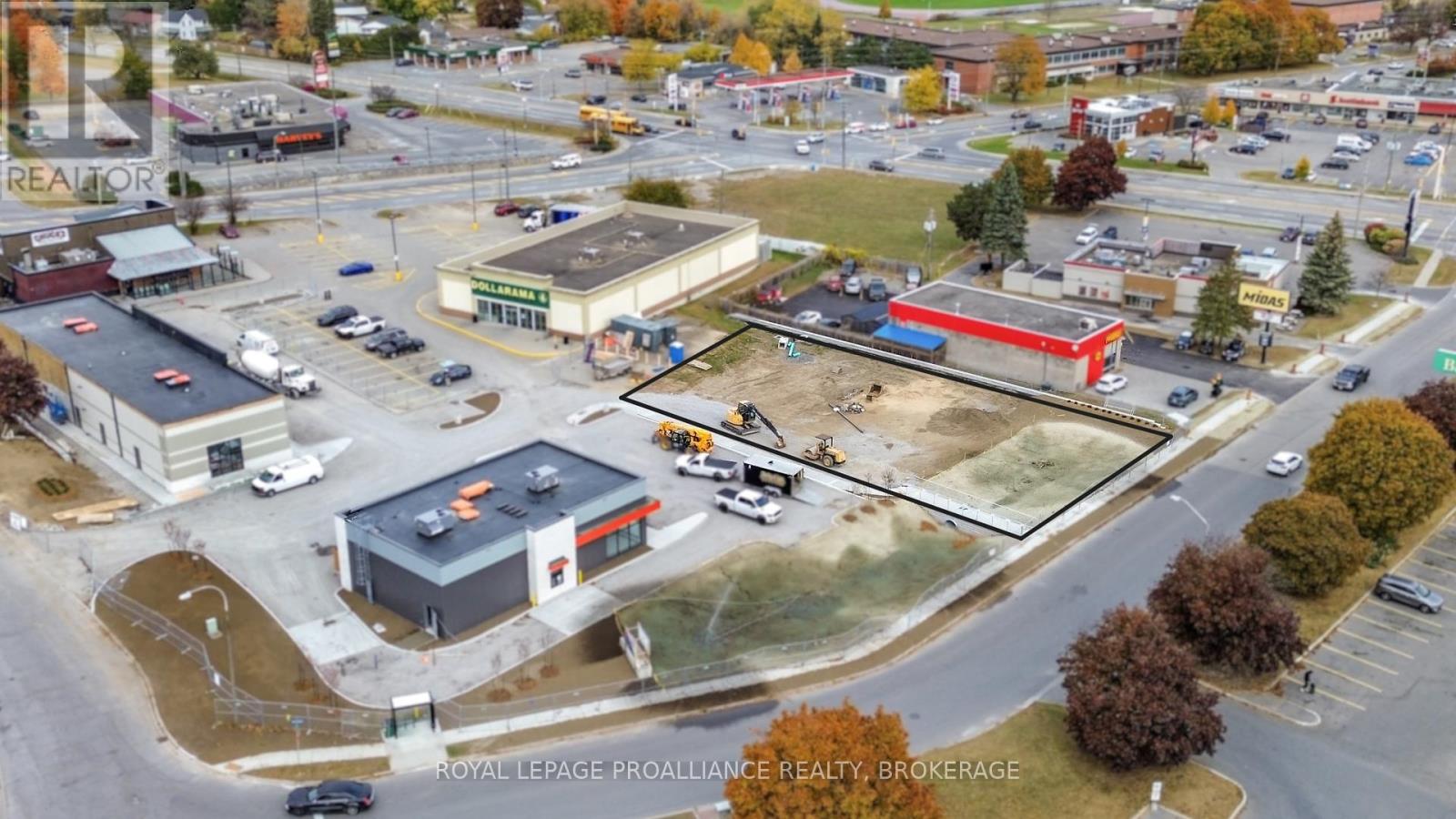 3027 Parkedale Avenue Property Photo 1