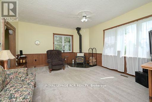 071533 10th Line Property Photo 25