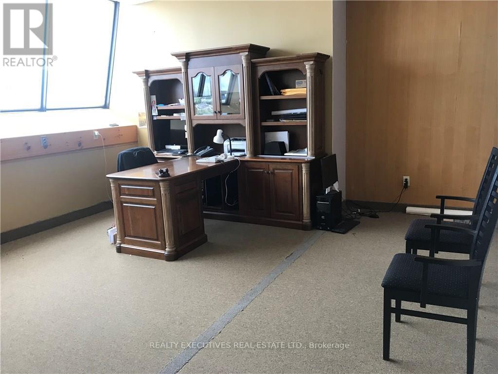 1410 Highway 511 Street Property Photo 5
