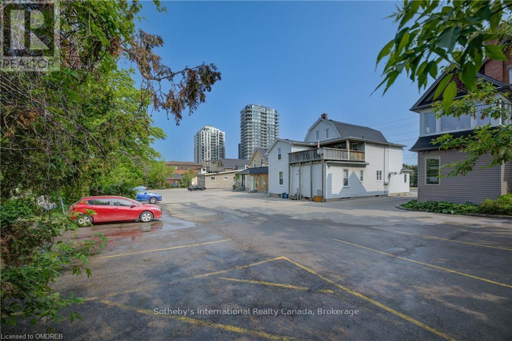 185 Park Street Property Photo 11