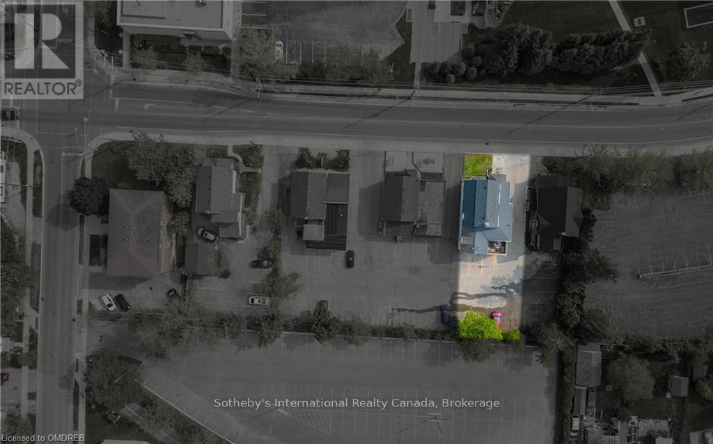 185 Park Street Property Photo 12