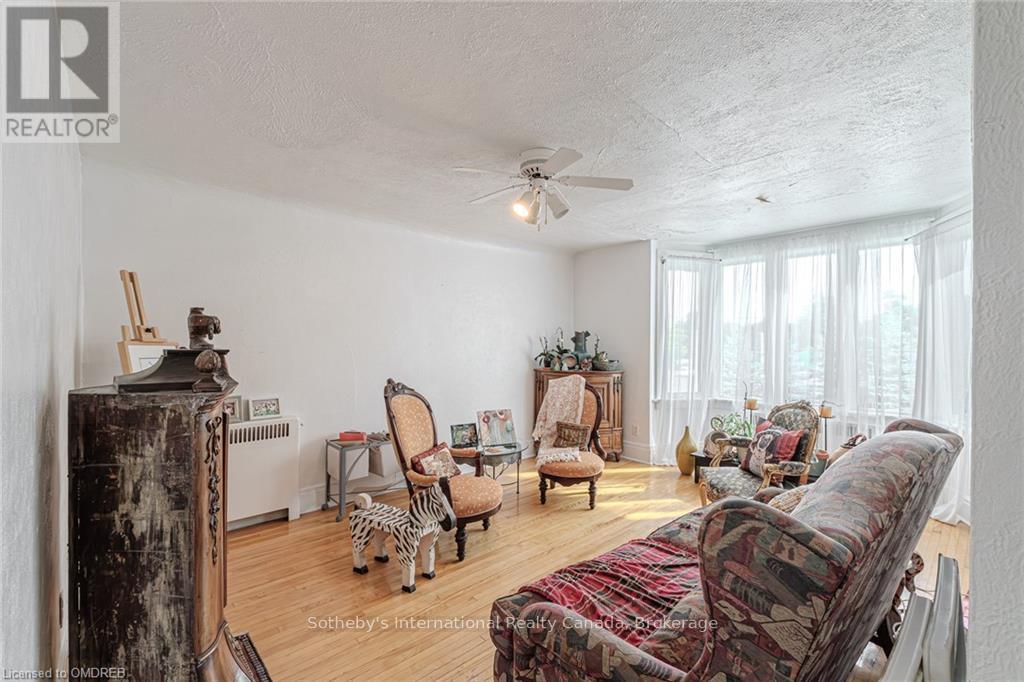 185 Park Street Property Photo 18