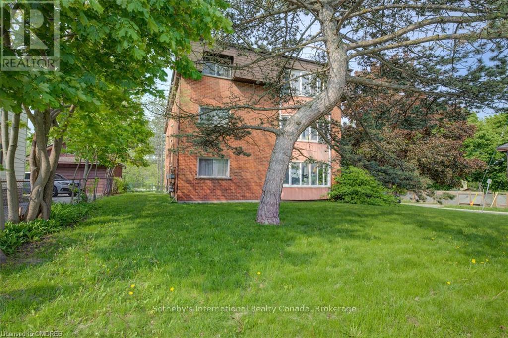 35 John Street Property Photo 2