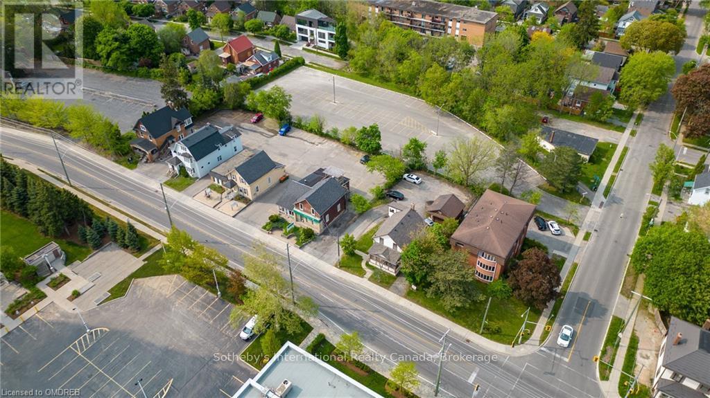 35 John Street Property Photo 10