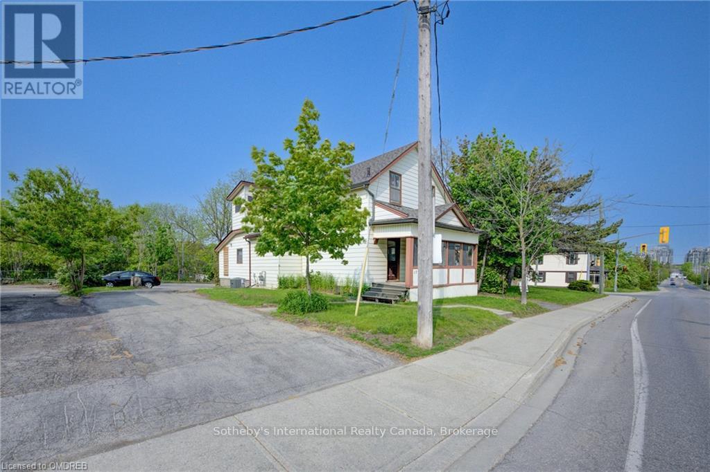 173 Park Street Property Photo 5