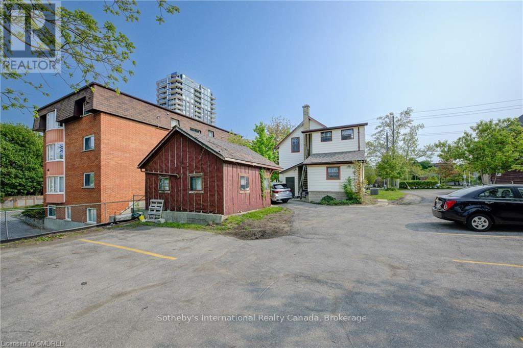 173 Park Street Property Photo 7