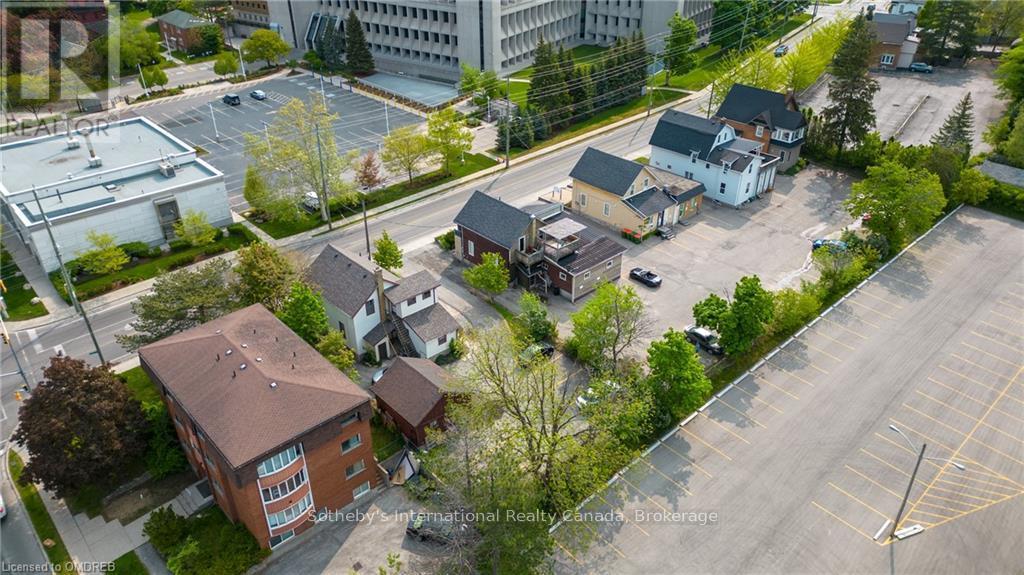 173 Park Street Property Photo 11
