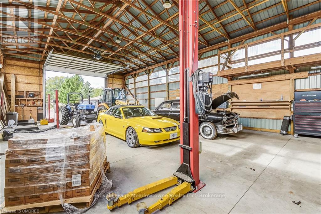 1602 6 Highway N Property Photo 25