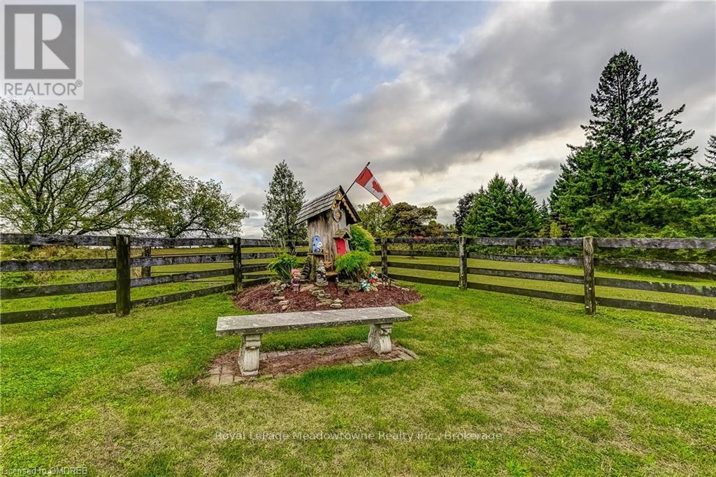1602 6 Highway N Property Photo 30