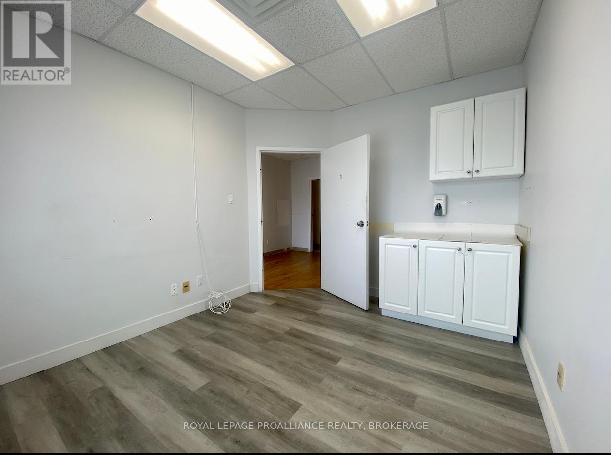 6 Speers Boulevard Property Photo 6