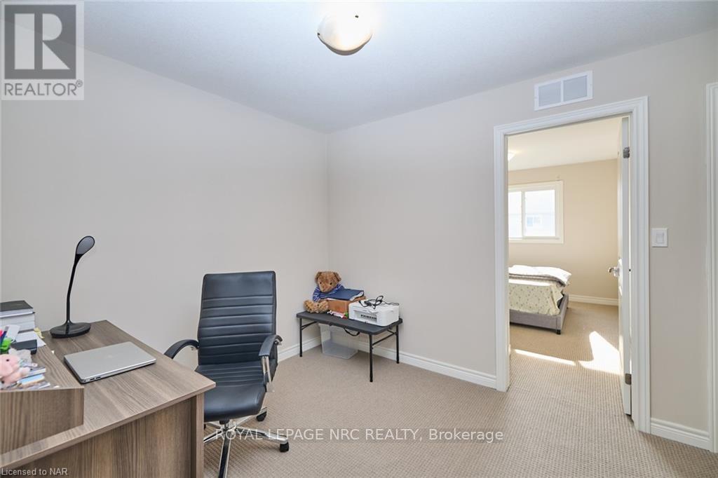 130 Acacia Road Property Photo 10