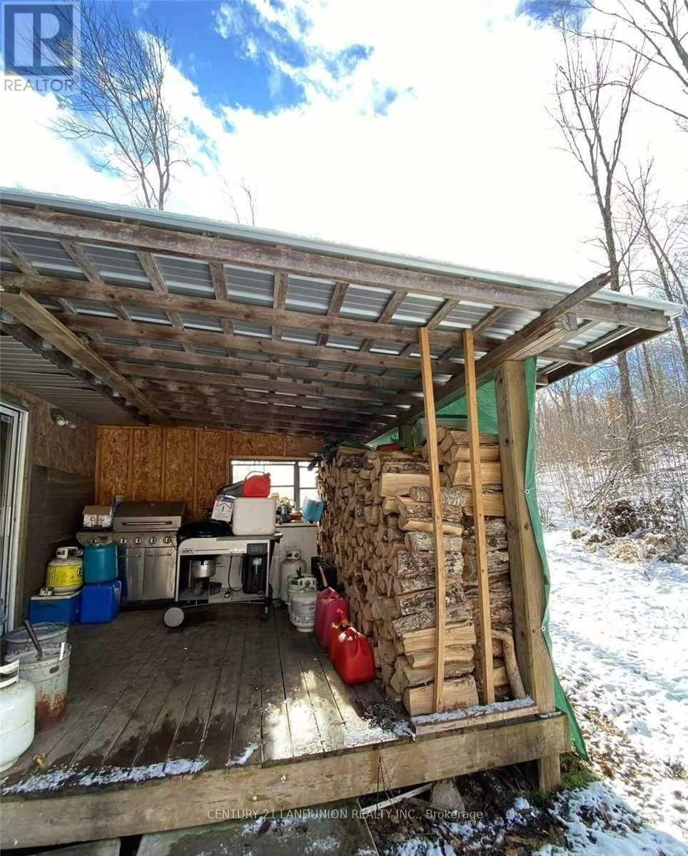 1091 Crystal Lake Road Property Photo 3