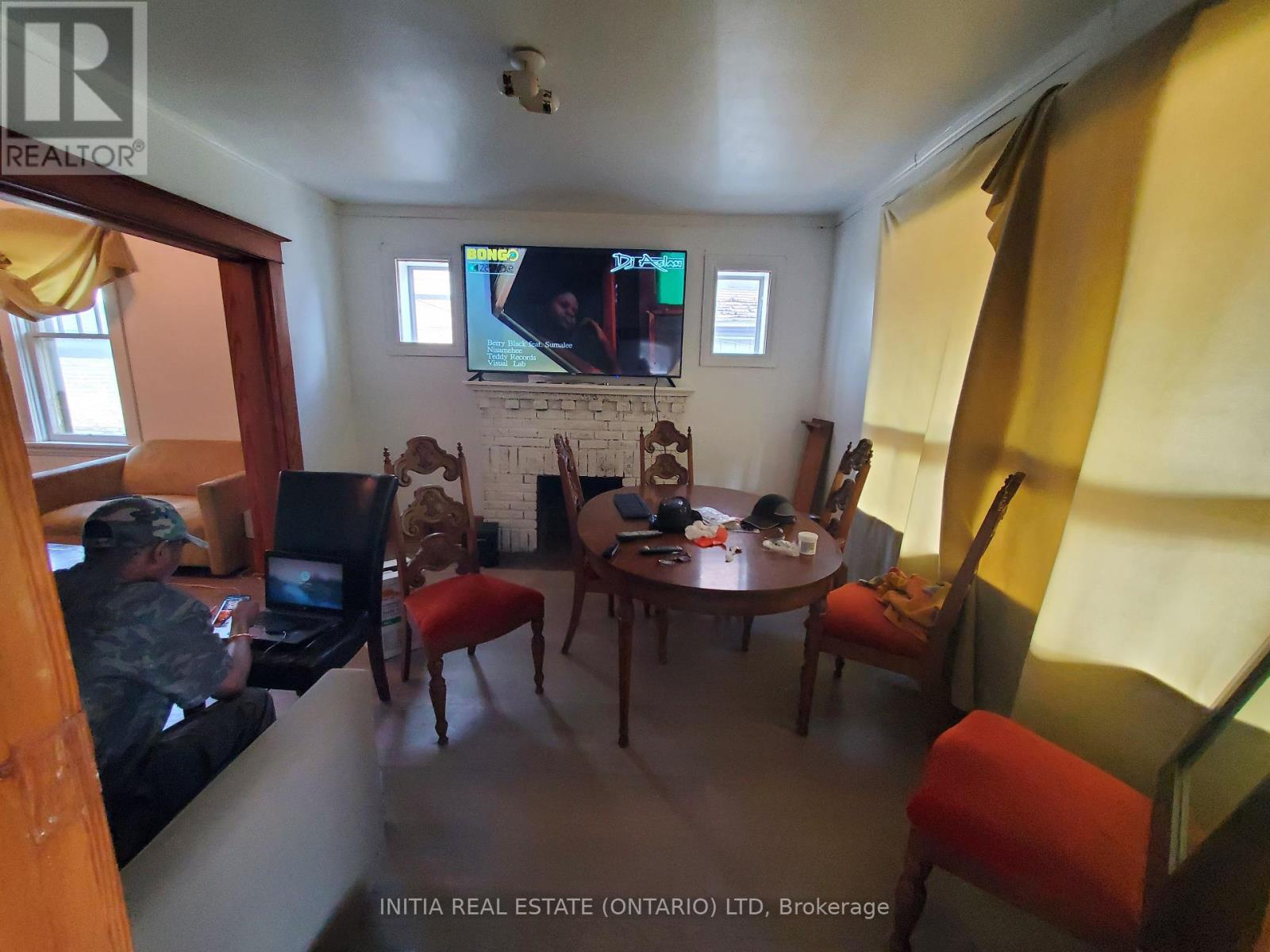 764 King Street Property Photo 3