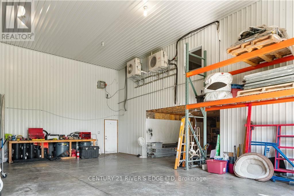 10429 Pleasant Valley Road Property Photo 5