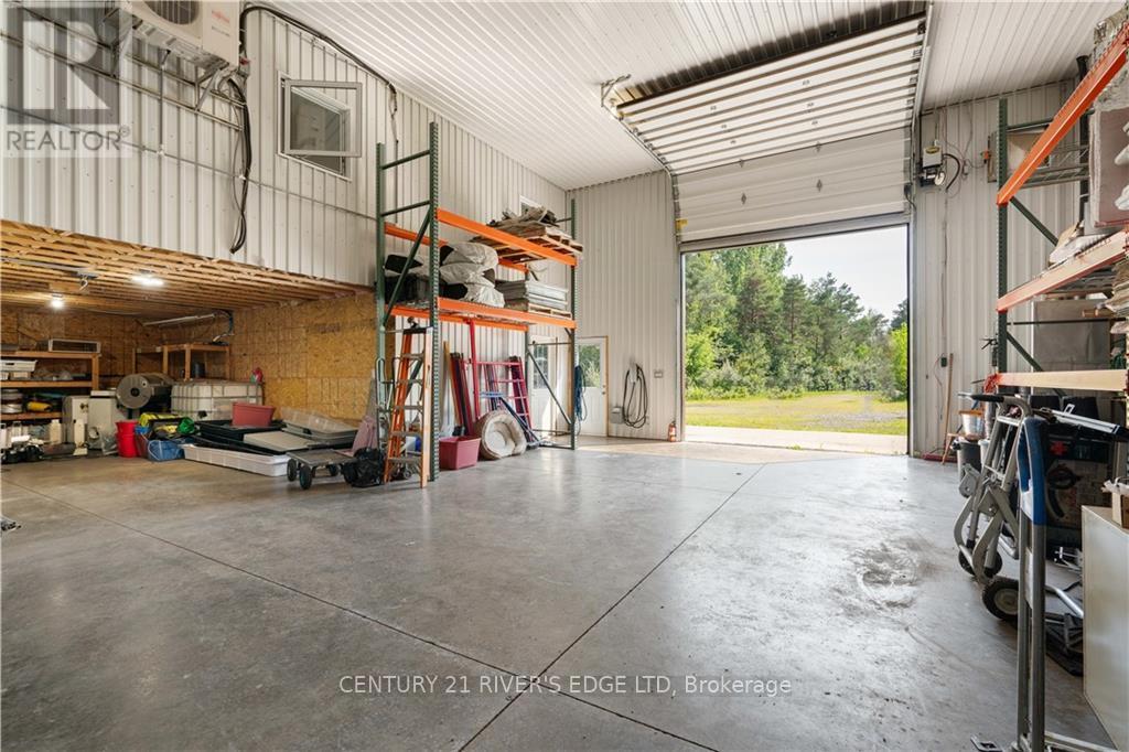 10429 Pleasant Valley Road Property Photo 7