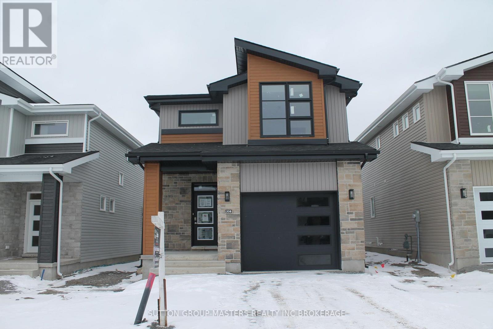 208 Superior Drive Property Photo 1