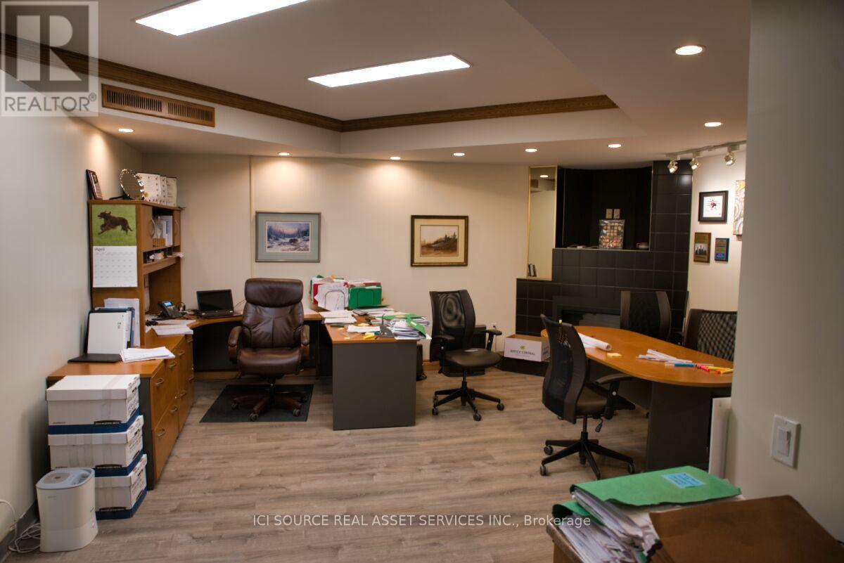1501 Seymour Street Property Photo 5
