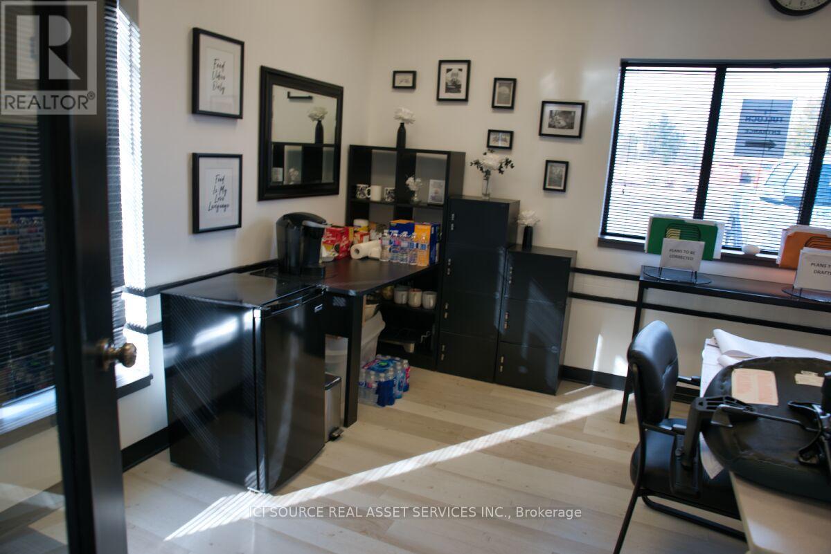 1501 Seymour Street Property Photo 7