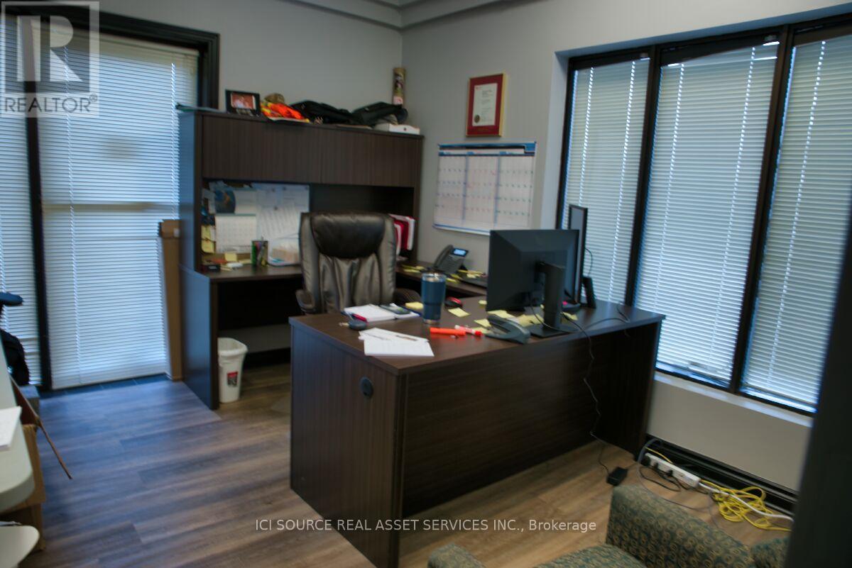 1501 Seymour Street Property Photo 10