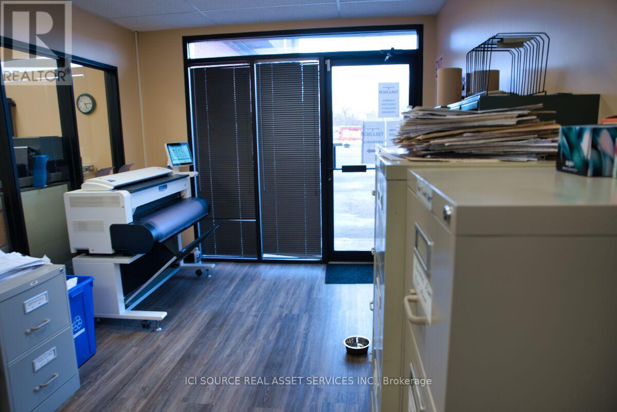 1501 Seymour Street Property Photo 12