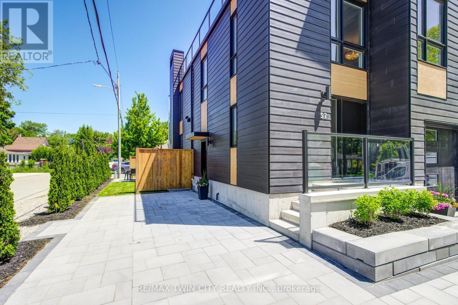 57 Centre Street Property Photo 4