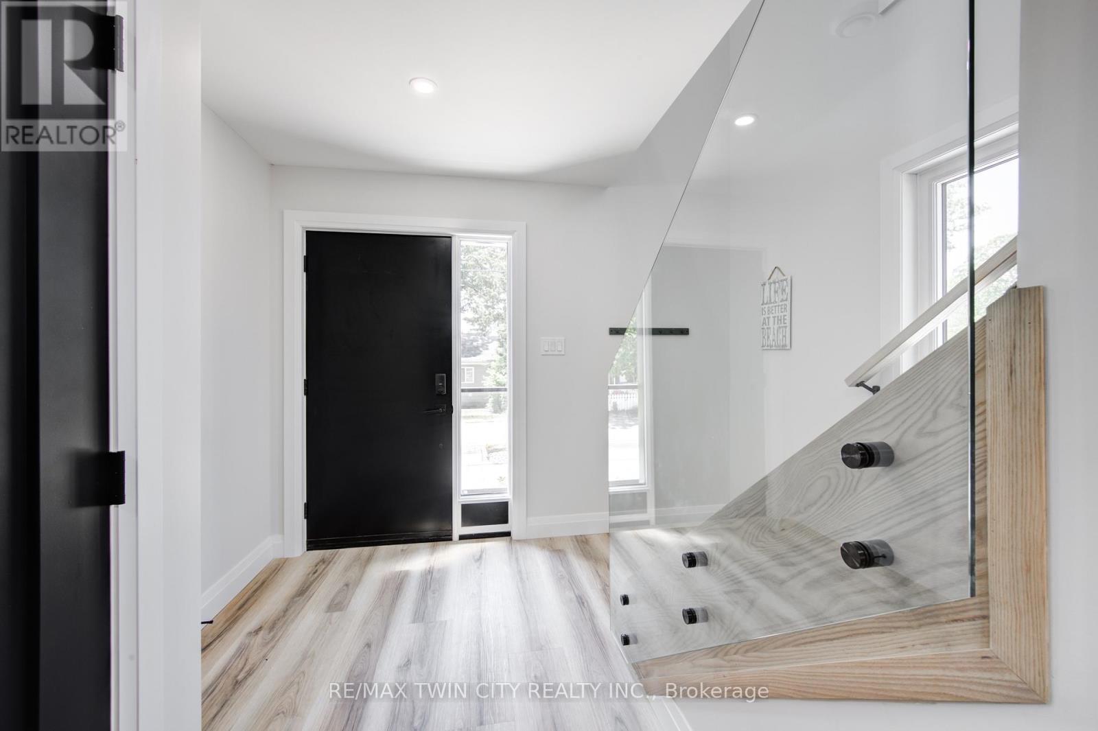 57 Centre Street Property Photo 5