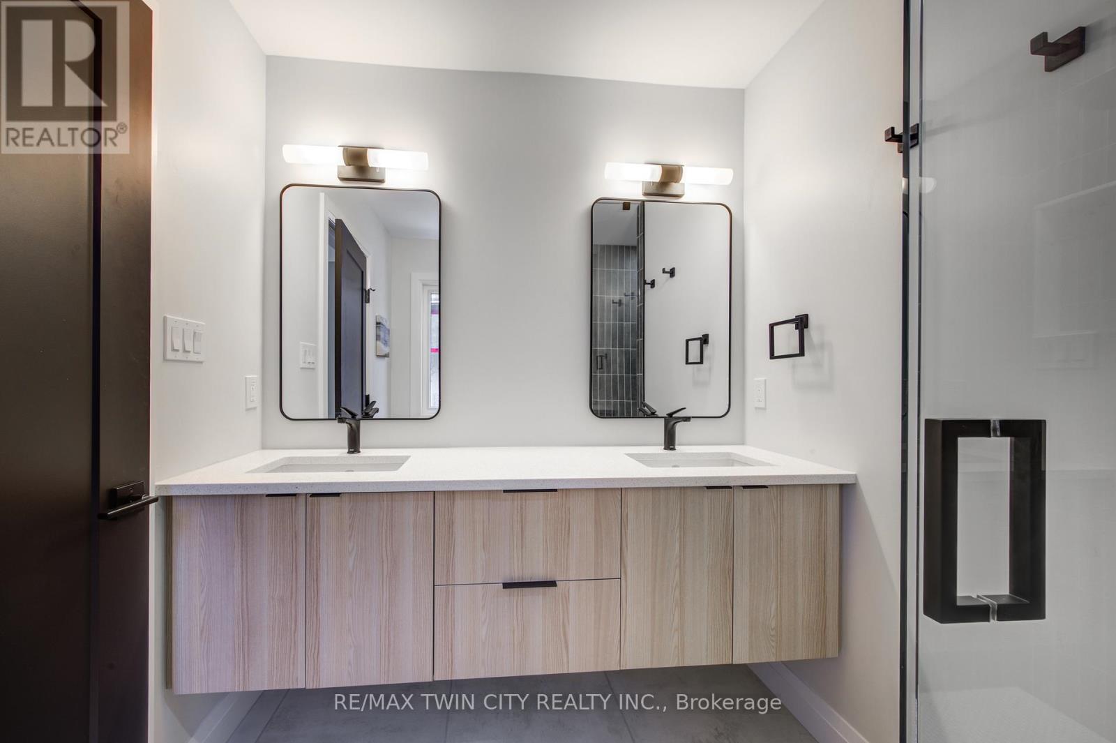 57 Centre Street Property Photo 21