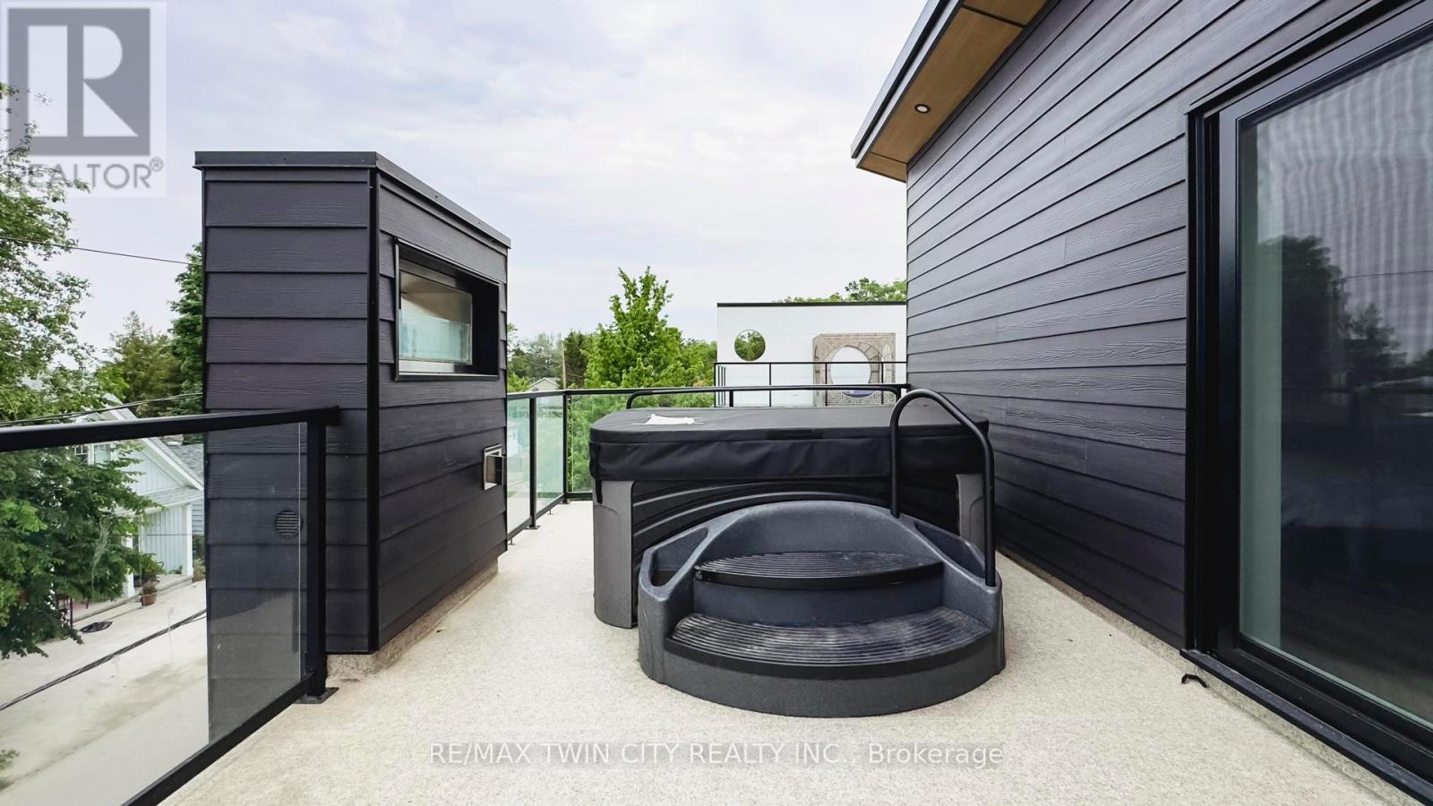 57 Centre Street Property Photo 29