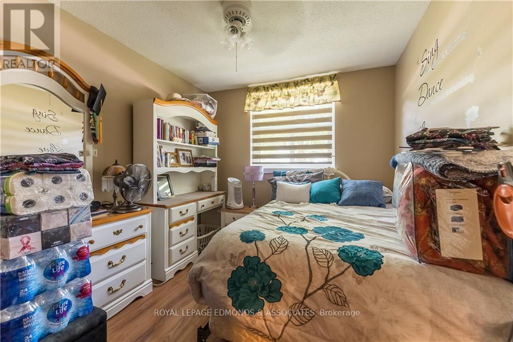 42a Huron Street Property Photo 18