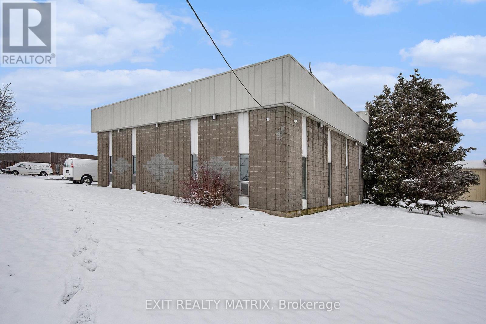 200 Commerce Street Property Photo 1