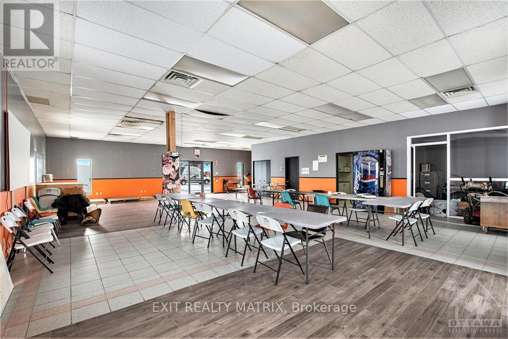 200 Commerce Street Property Photo 3