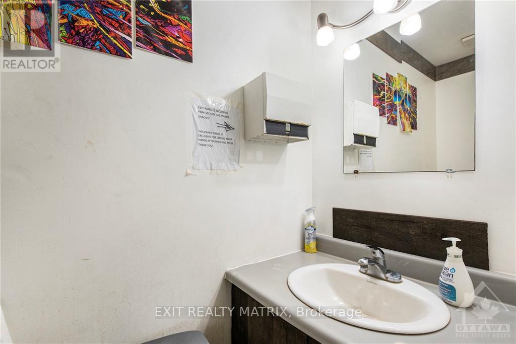 200 Commerce Street Property Photo 7