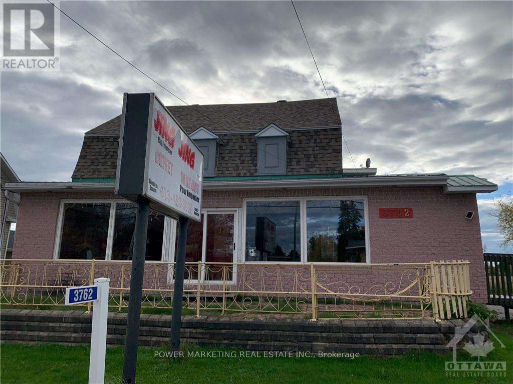 3762 Champlain Road Property Photo 1