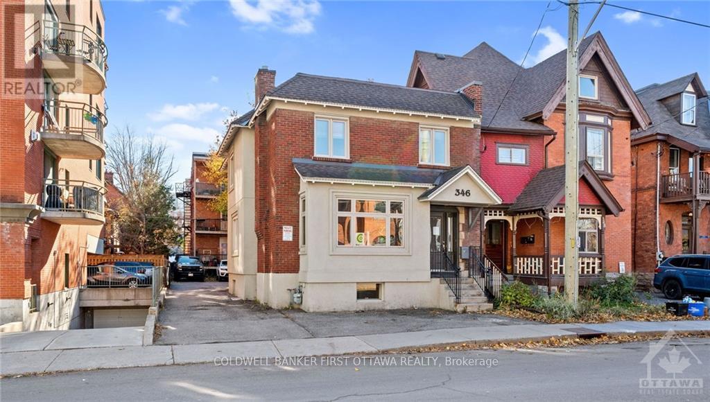 346 Waverley Street Property Photo 2