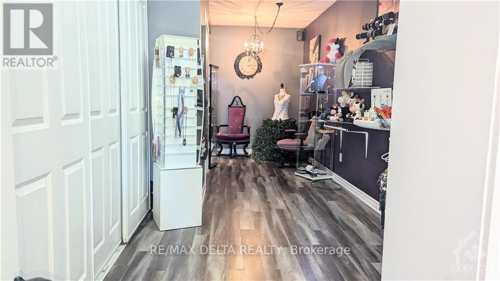 741 Principale Street Property Photo 7