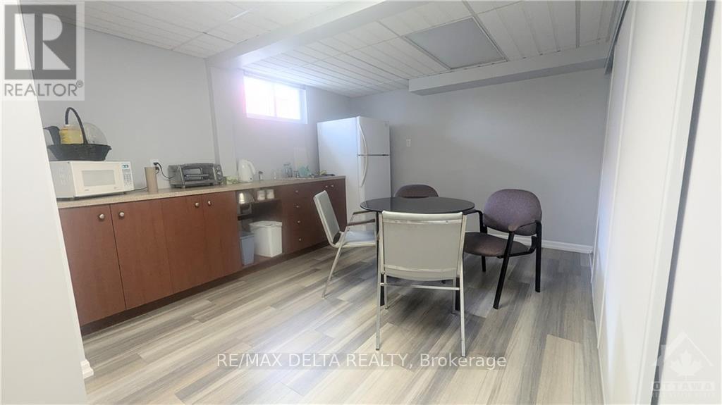 3 - 793 Notre-dame Street Property Photo 12