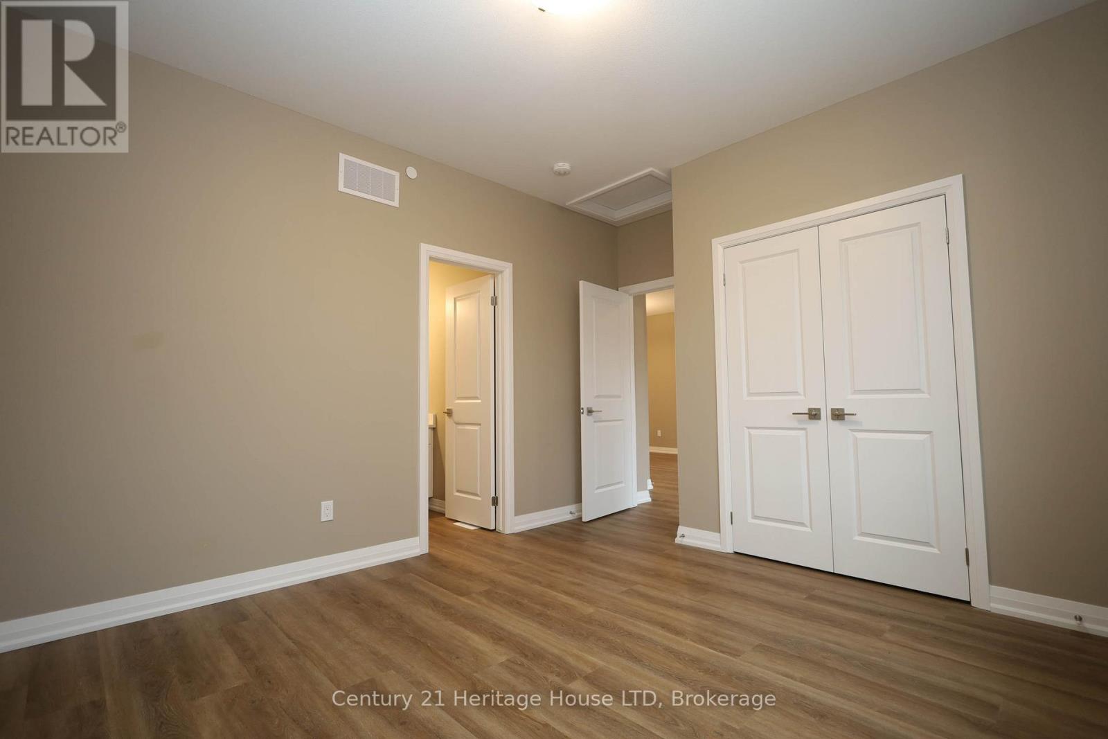 15 - 397 Garrison Road Property Photo 10