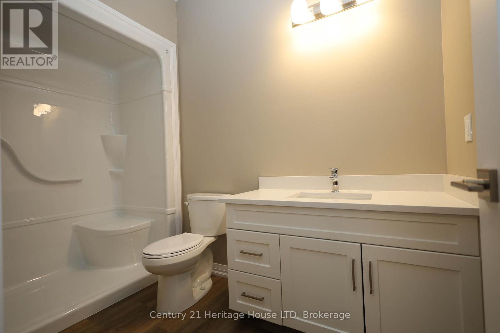 15 - 397 Garrison Road Property Photo 11