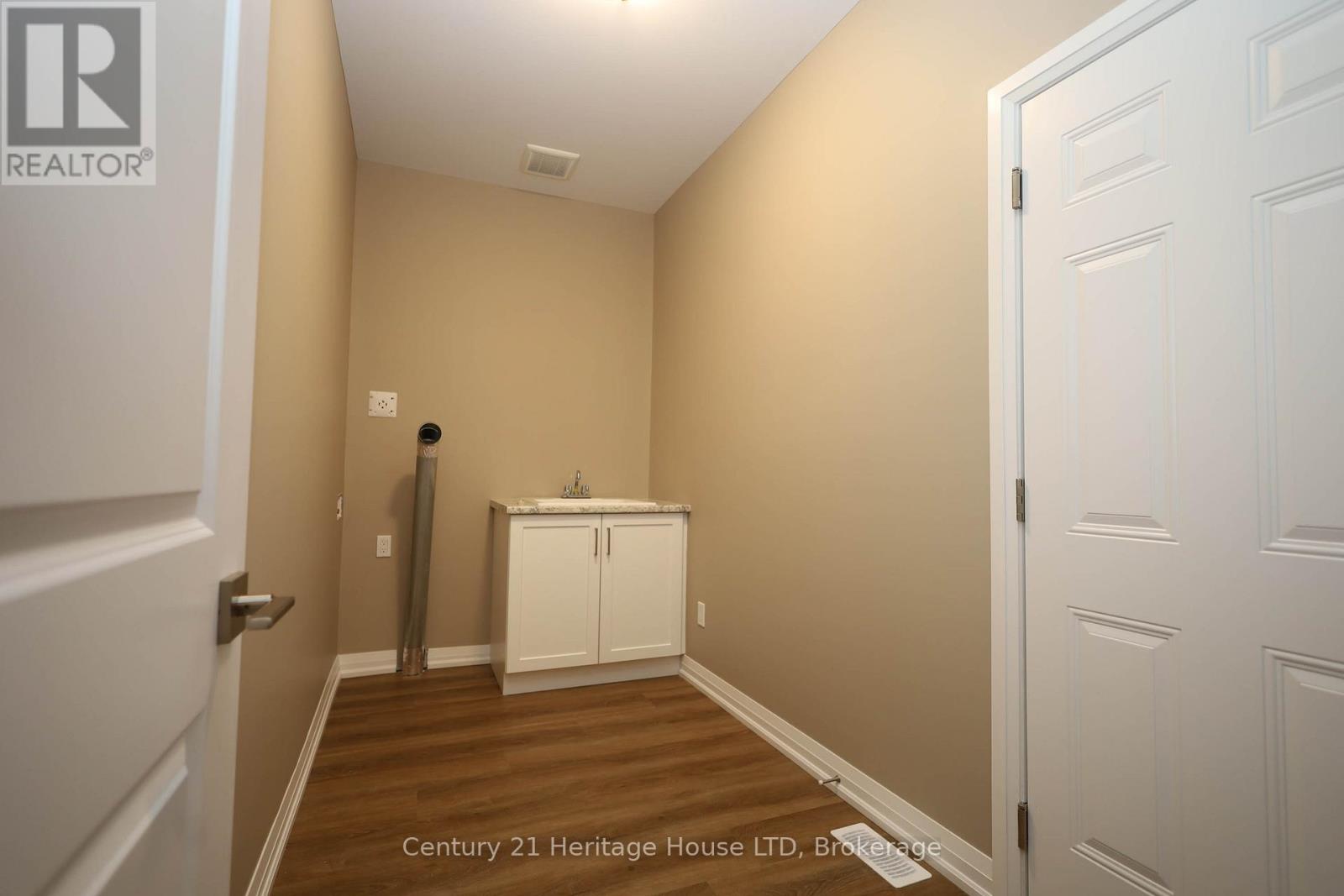15 - 397 Garrison Road Property Photo 19