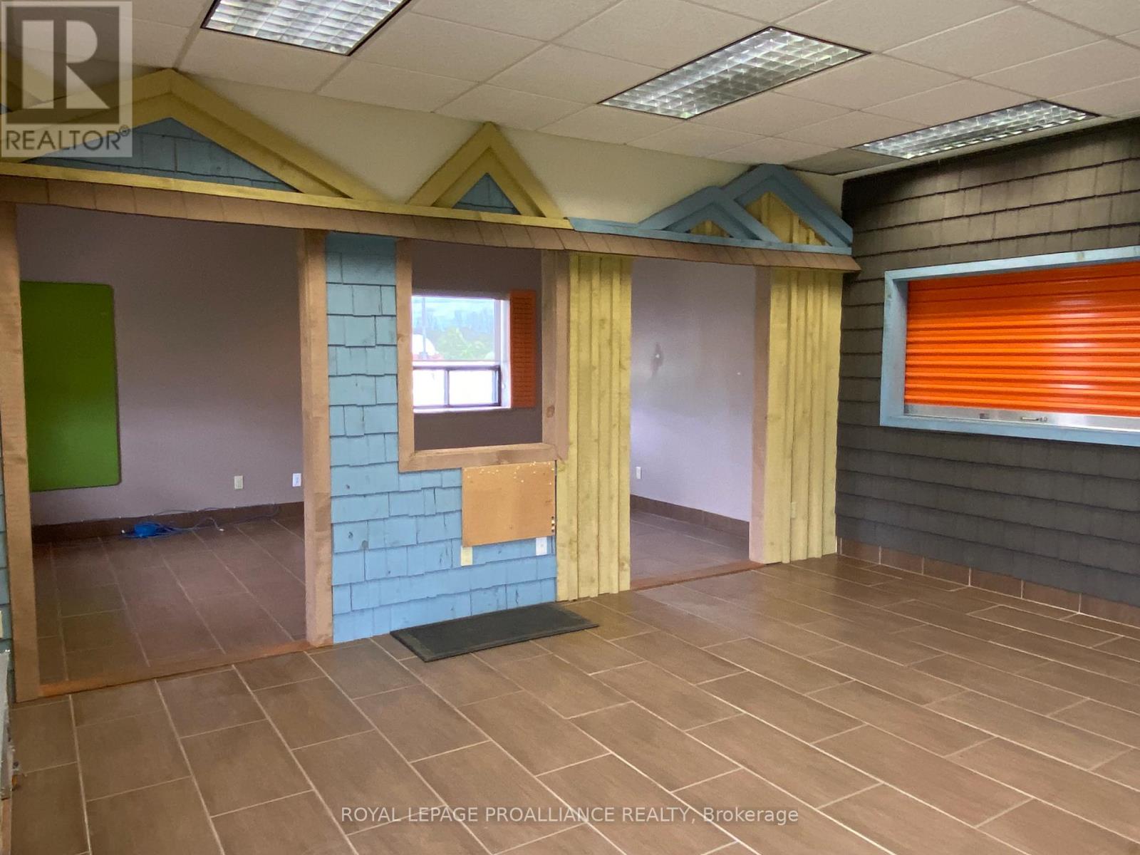 4505 Orchard Street Property Photo 3