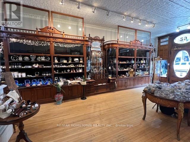 62-64 King Street Property Photo 2