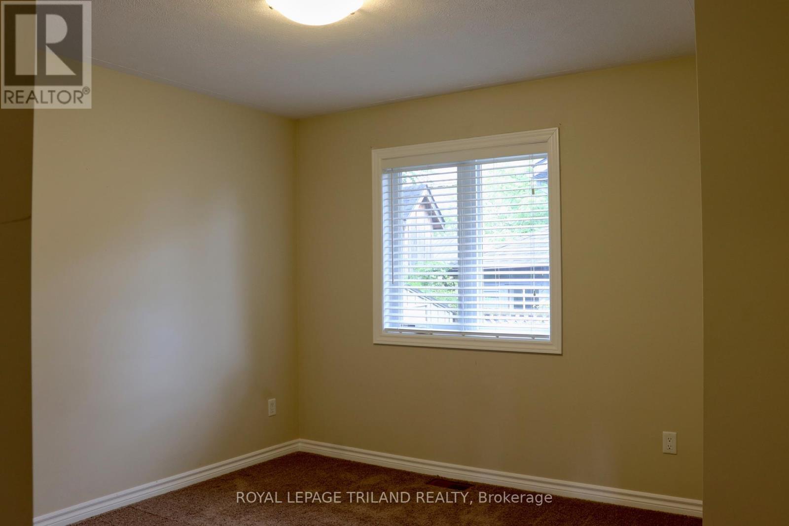 1052 Bay Street Property Photo 13
