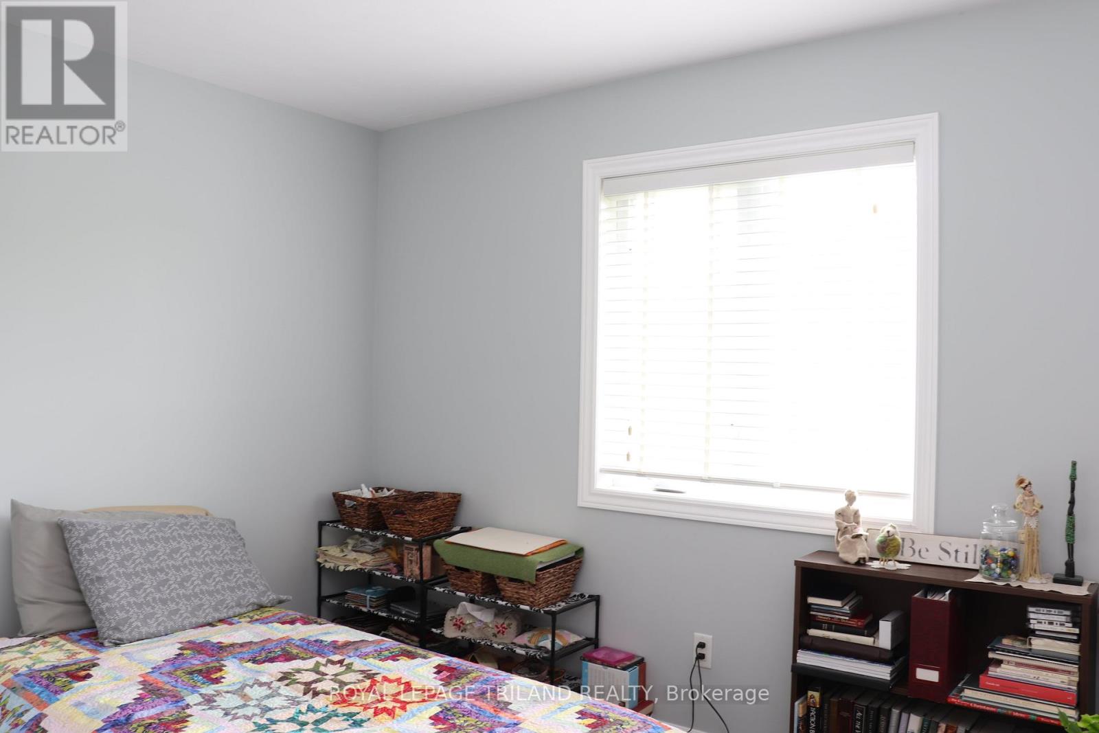1052 Bay Street Property Photo 26